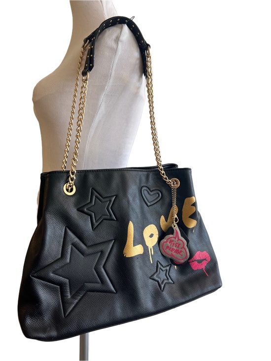 Betsey Johnson Handbags - NWOT Betsey Johnson Purse